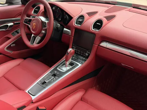 Porsche 718