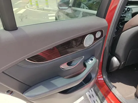 Mercedes-Benz Mercedes-Benz GLC