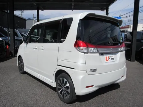 Mitsubishi Delica D:2