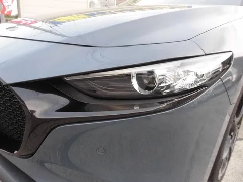 Mazda MAZDA3 Fastback