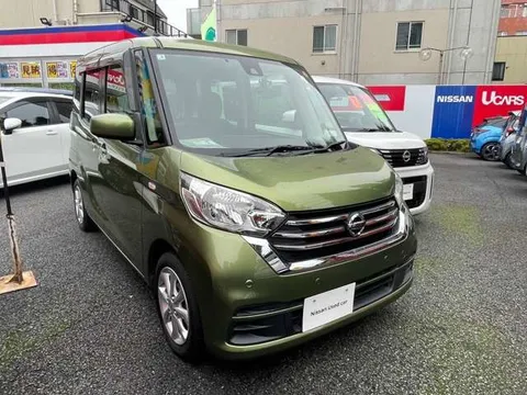 Nissan Dayz Roox