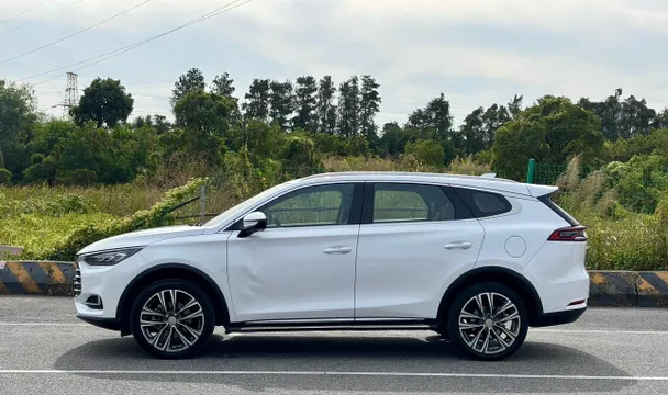 BYD Tang