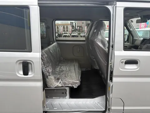 Nissan Clipper