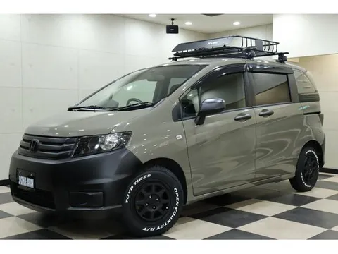 Honda Freed Spike