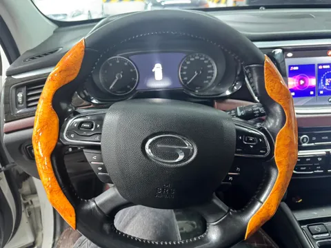 Gac GS8