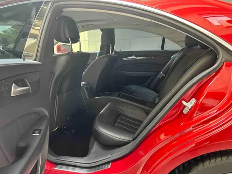 Mercedes-Benz Mercedes-Benz CLS