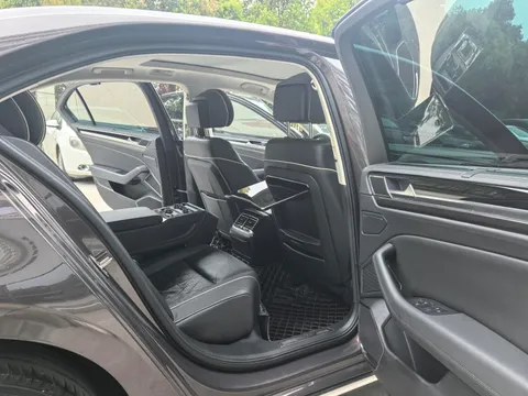Volkswagen Phideon