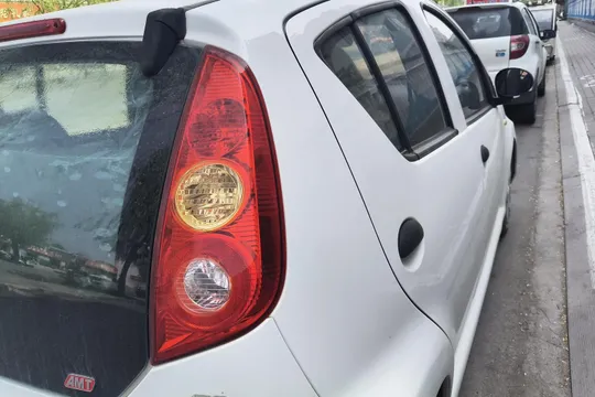 BYD F0