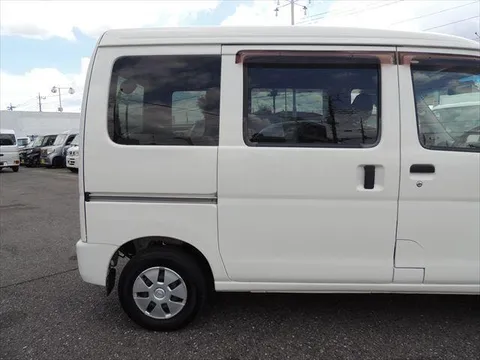 Toyota Pixis Van