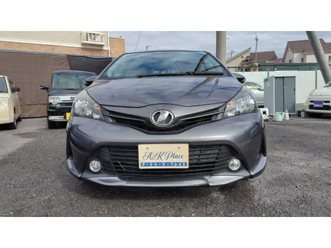 Toyota Yaris (Vitz)