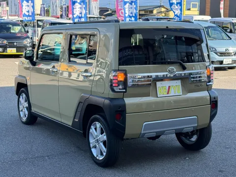 Daihatsu Taft