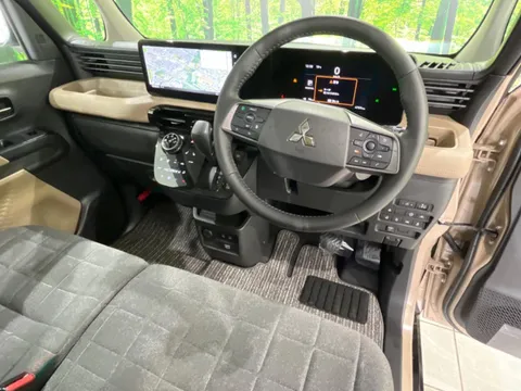 Mitsubishi Delica Mini