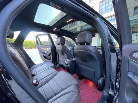 Mercedes-Benz Mercedes-Benz GLC