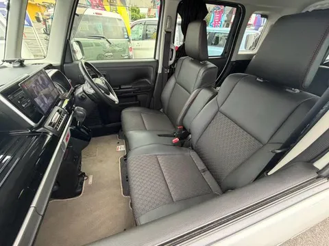 Suzuki Spacia Custom