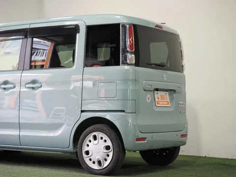 Suzuki Spacia