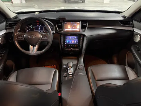 Infiniti QX50