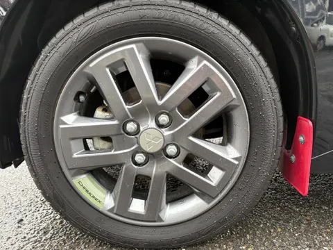Mitsubishi Delica Mini