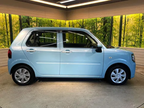 Daihatsu Mira Tocot