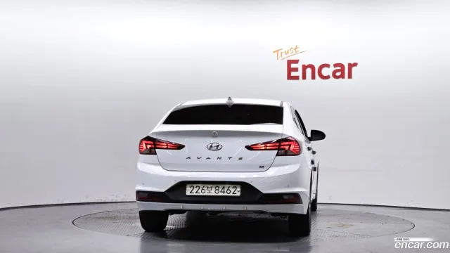 Hyundai Elantra (Avante)