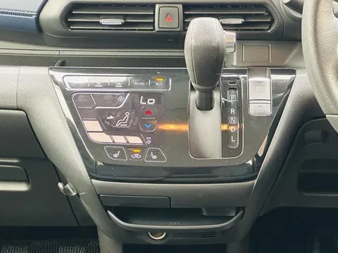 Mitsubishi eK X
