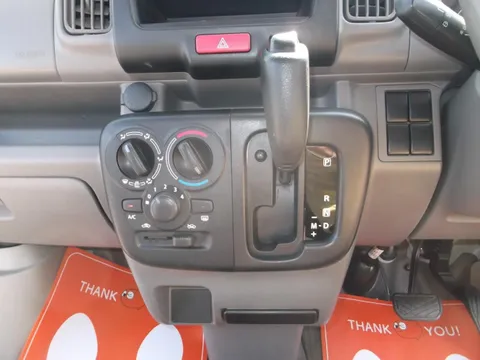 Nissan Clipper