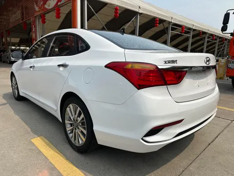 Hyundai Mistra