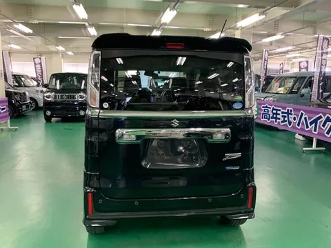 Suzuki Spacia Custom