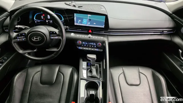 Hyundai Elantra (Avante)
