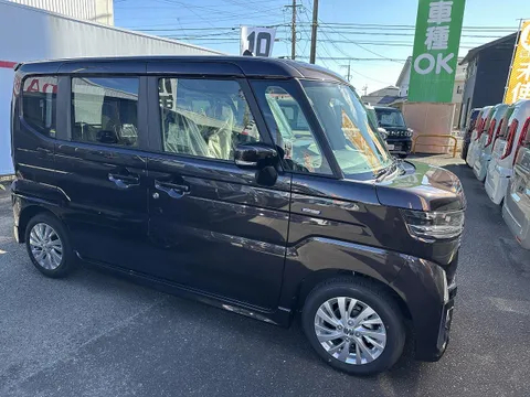 Suzuki Spacia Custom