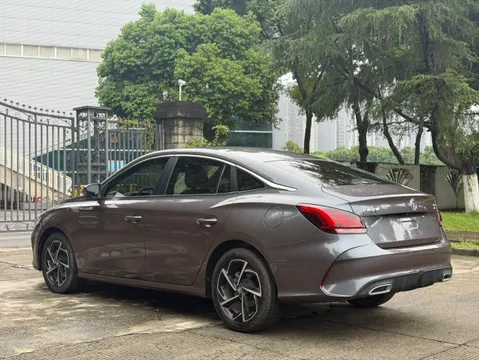 MG MG5