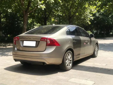 Volvo S60