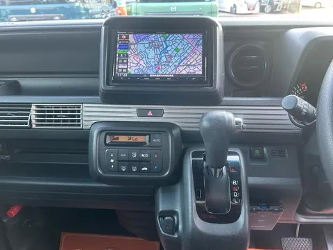 Honda N-VAN Plus Style
