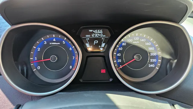 Hyundai Elantra (Avante)