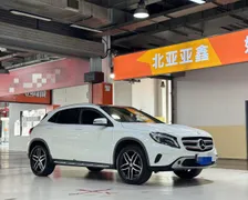 Mercedes-Benz Mercedes-Benz GLA