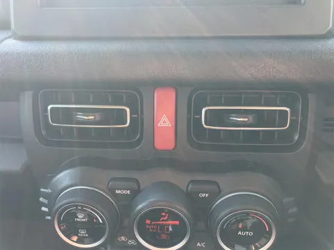 Suzuki Jimny Nomade