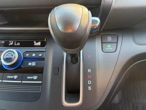 Honda Freed Plus