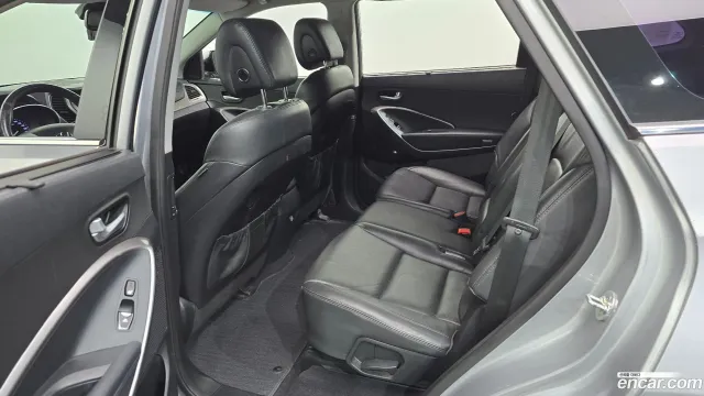 Hyundai Grand Santa Fe (Maxcruz)
