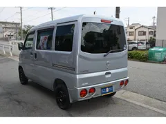 Nissan Clipper Van