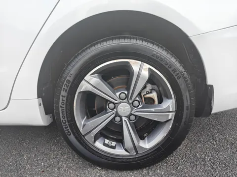 Geely Emgrand GL