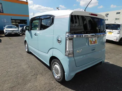 Honda N-BOX Slash