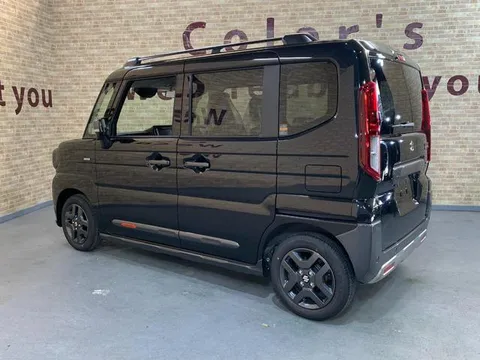 Suzuki Spacia Gear