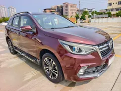 Venucia T70