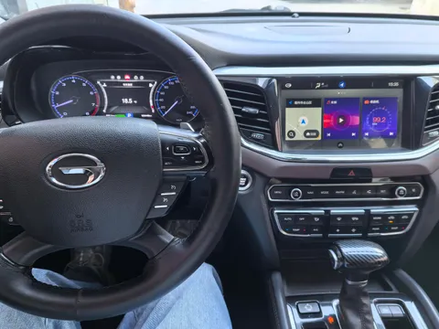 Gac GS8