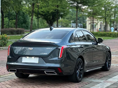 Cadillac CT4