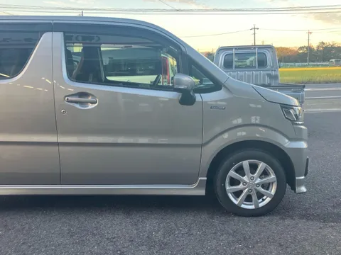Suzuki Wagon R Custom Z