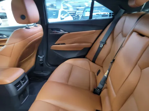 Cadillac CT4