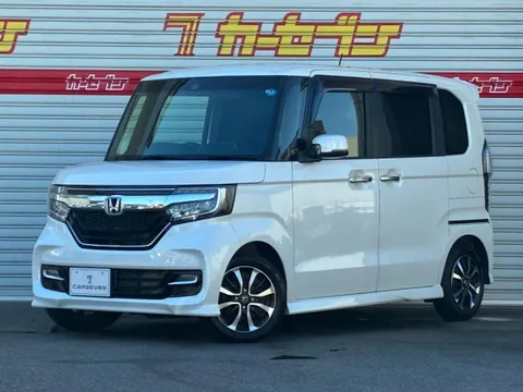 Honda N-BOX Custom