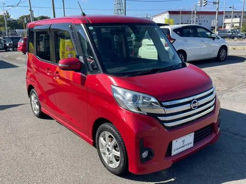 Nissan Dayz Roox