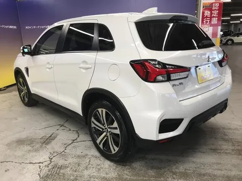 Mitsubishi RVR
