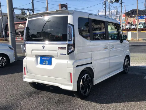 Suzuki Spacia Custom